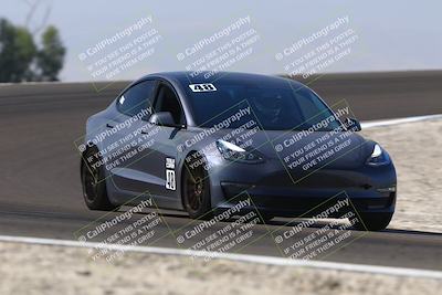 media/Nov-08-2025-Speed Ventures (Sat) [[1c7a6332f5]]/TC B/Session 2 (Turn 2)/